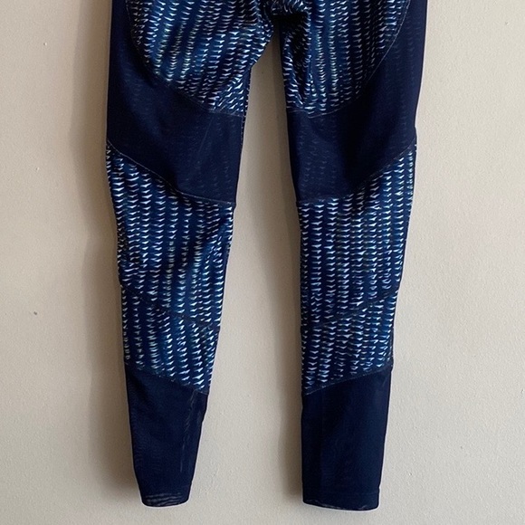 Womens Athletic Works Sheer Mesh Panel Insert Workout Legging - Picture 4 of 6